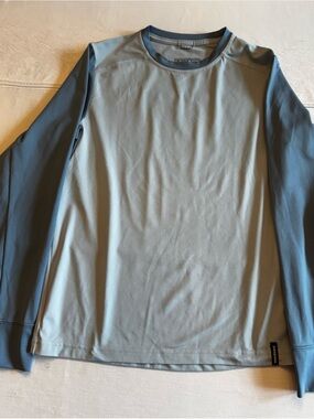 Patagonia Light Blue Capilene Silkweight Long Sleeve Tee